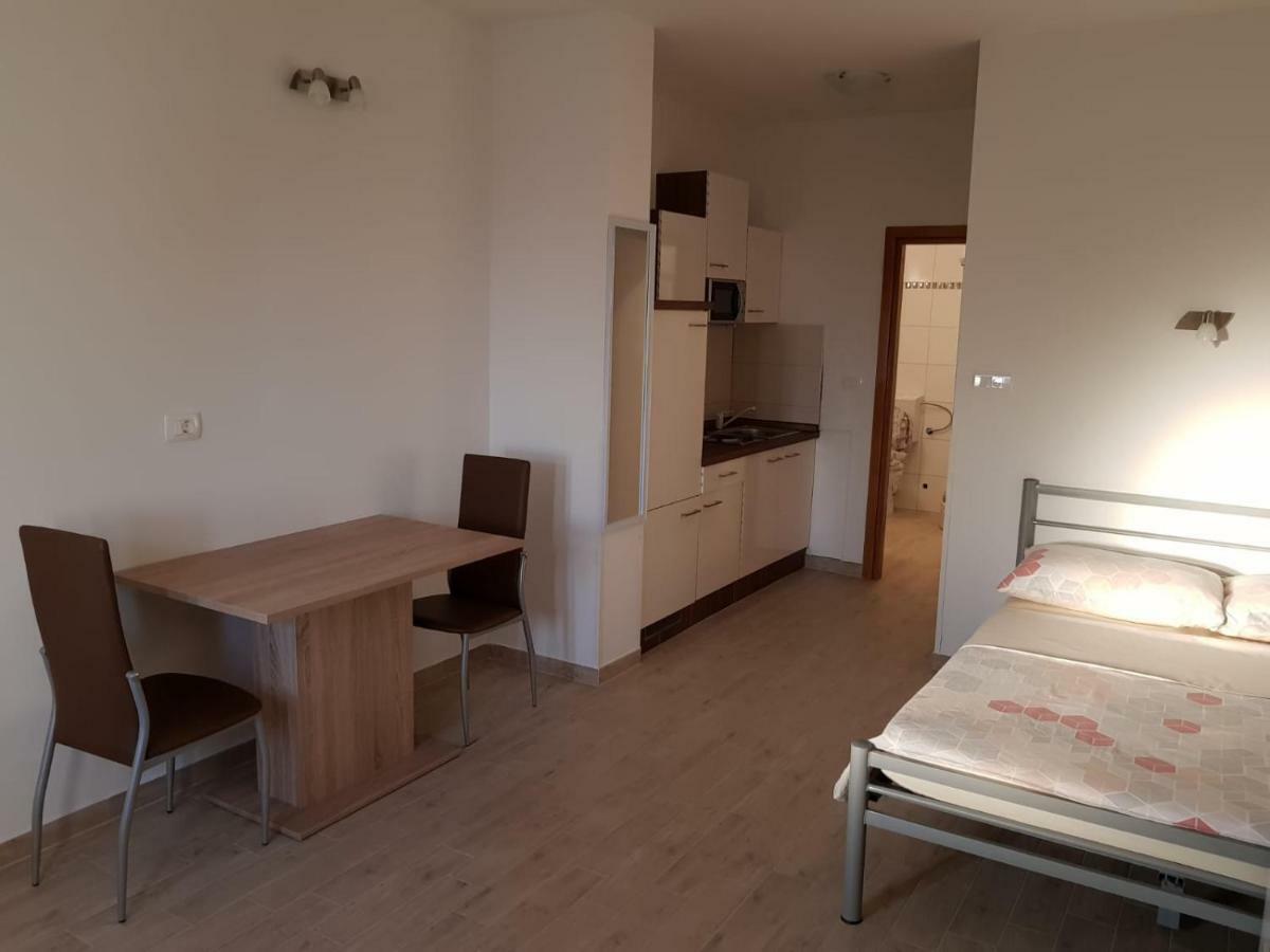 Studio Apartment Matija 포드스트라나 외부 사진